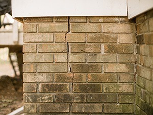 Cracked Brick Foundation in Southeast Florida